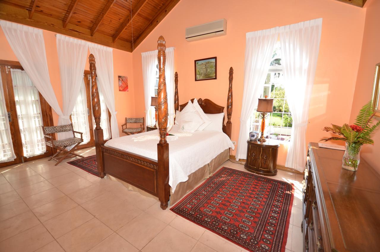 Summerhill Four Bedroom Villa Бухта Монтего Экстерьер фото